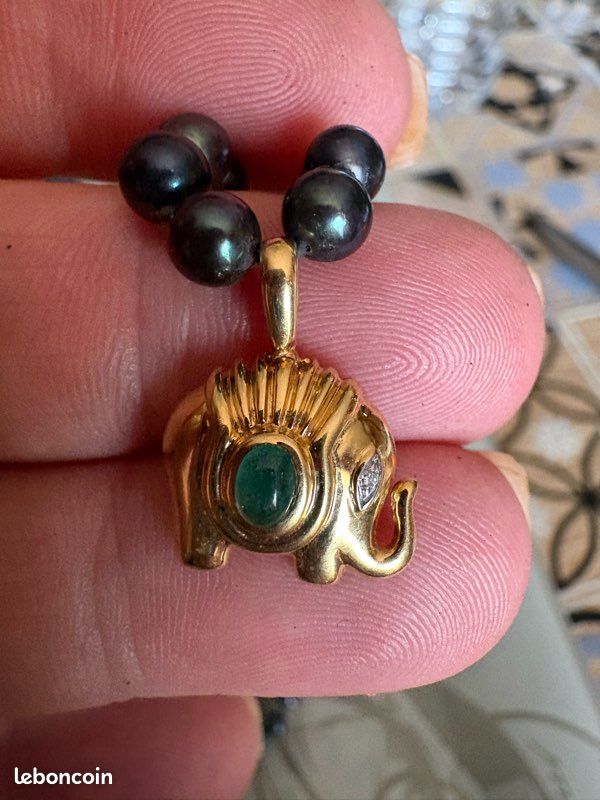 Collier de perles noires de culture & pendentif Éléphant en or 18 carats (750)FAIRE OFFRE (image 2)