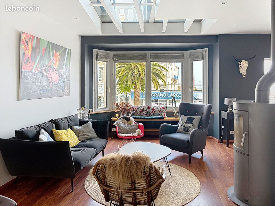 Appartement 5 pièces 145 m² · à Binic-Étables-sur-Mer · 145 m² · 1 100 €/mois