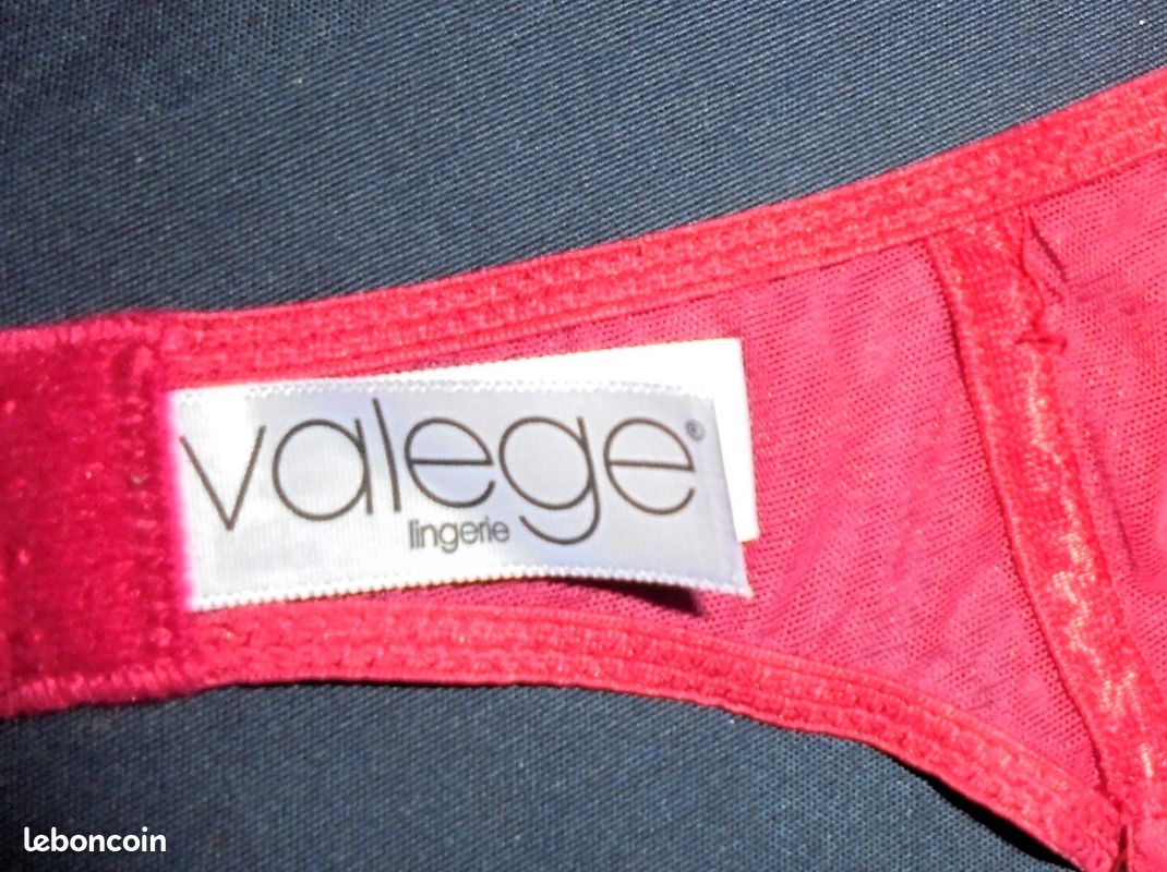 Porte-jarretelles Valege Vintage Rouge écarlate - Taille S/M, Rétro, Luxe, Neuf Sans étiquettes