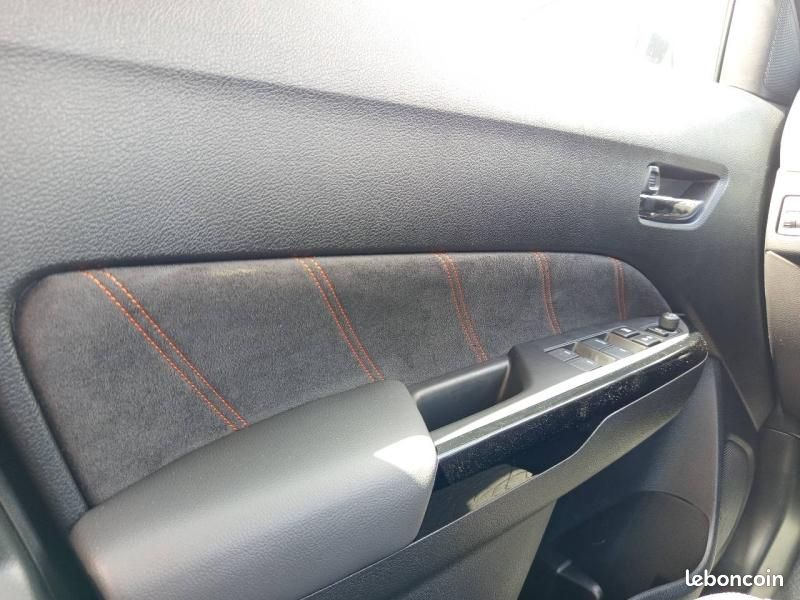 Suzuki Vitara 1.4 Boosterjet Hybrid 110ch Xplore (image 16)