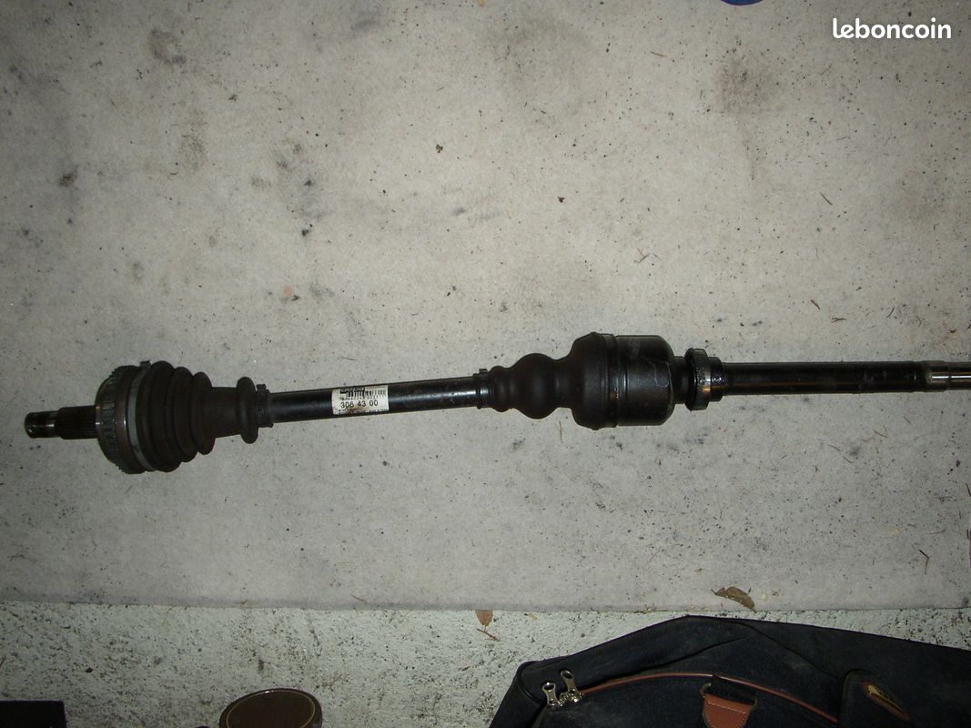 Cardan Coté Droit Peugeot 806 Essence - Équipement auto