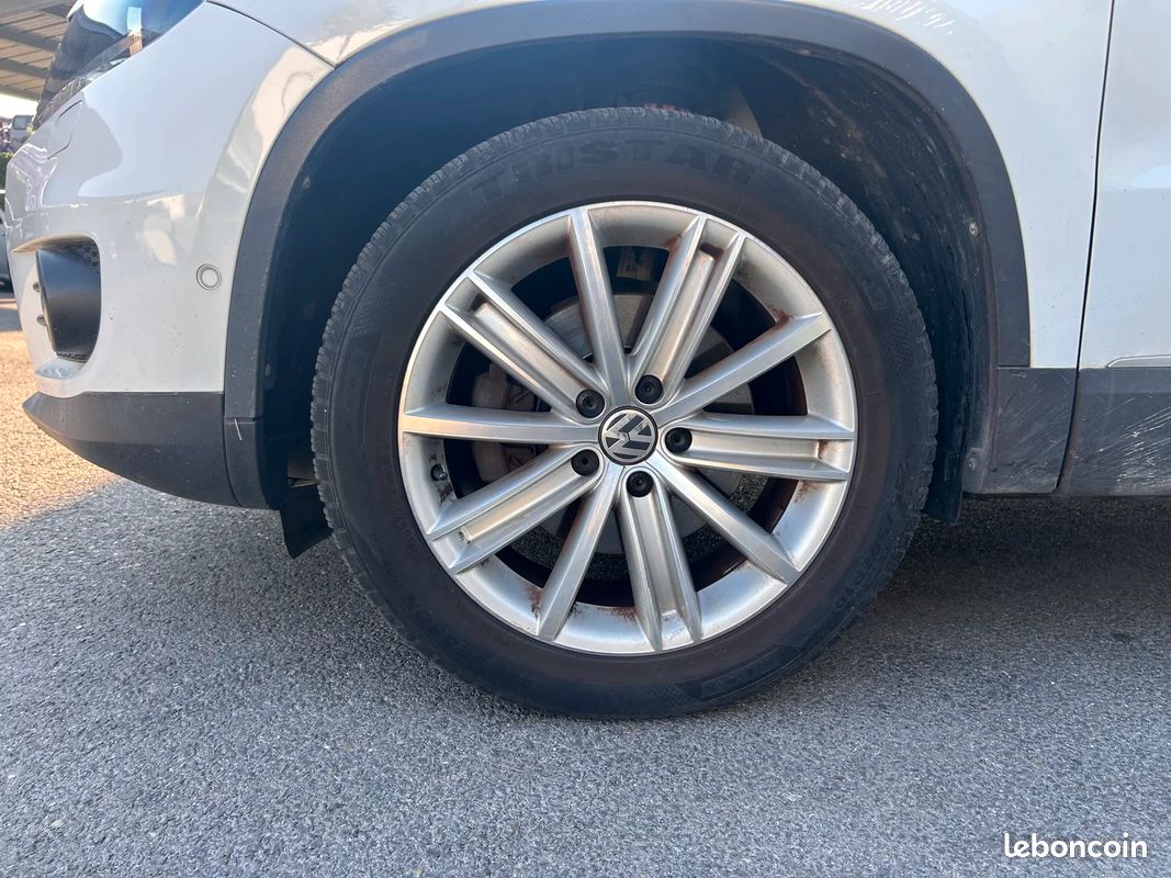 Volkswagen TIGUAN 2.0 TDi 16V DPF BlueMotion 140 cv CUP BMT (image 12)
