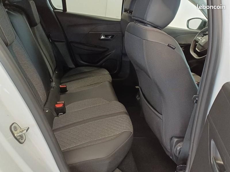 Peugeot 208 1.2 PureTech 100ch S&S Allure (image 10)