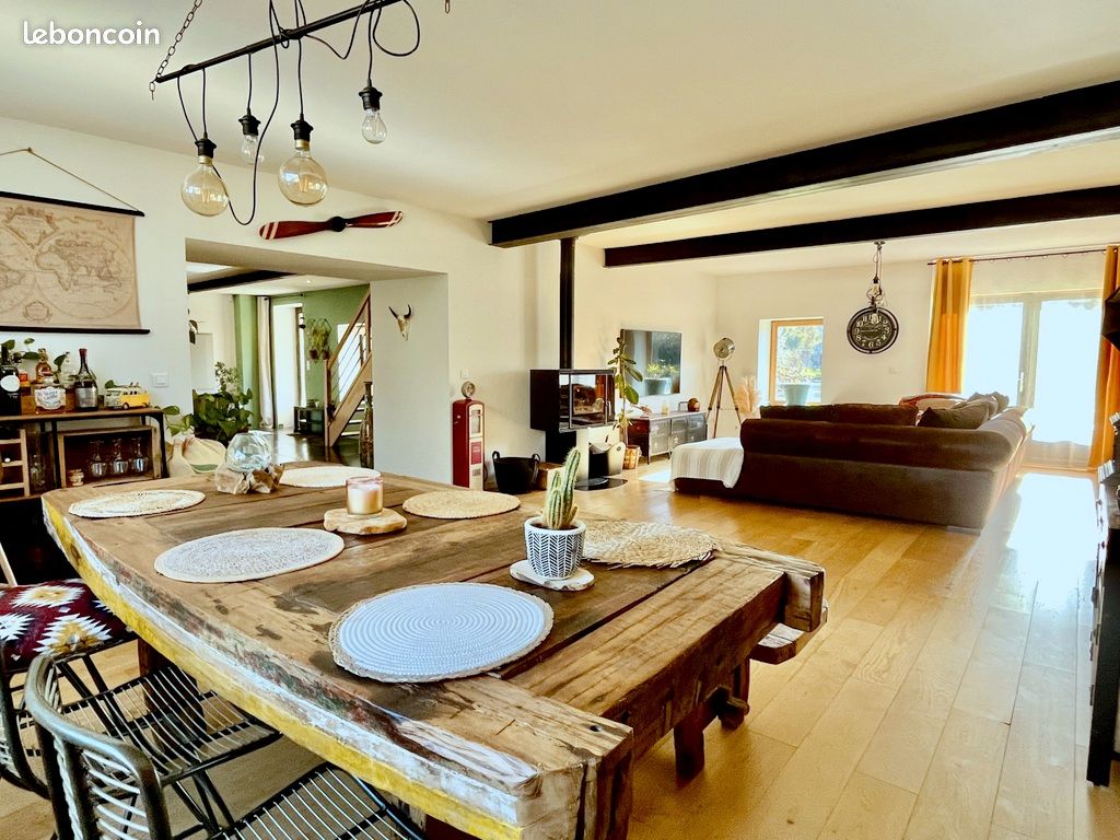 Maison 6 pièces 177 m² · à Montricoux · 177 m² · 320 000 €