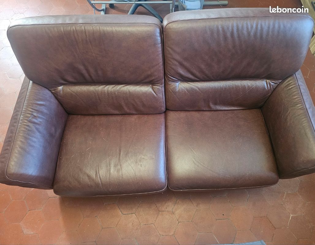 Canapé cuir (image 1)
