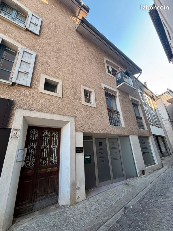 Appartement 4 pièces 78 m² · à Saint-Marcellin · 78 m² · 96 000 €