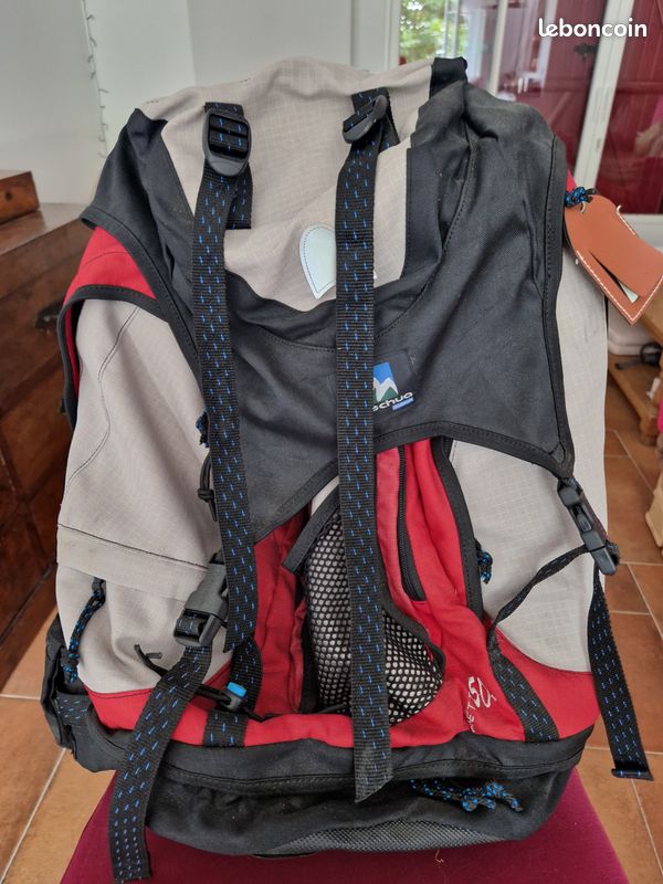 Sac a dos neuf Quechua Giettaz 50+, 50 litres (image 1)