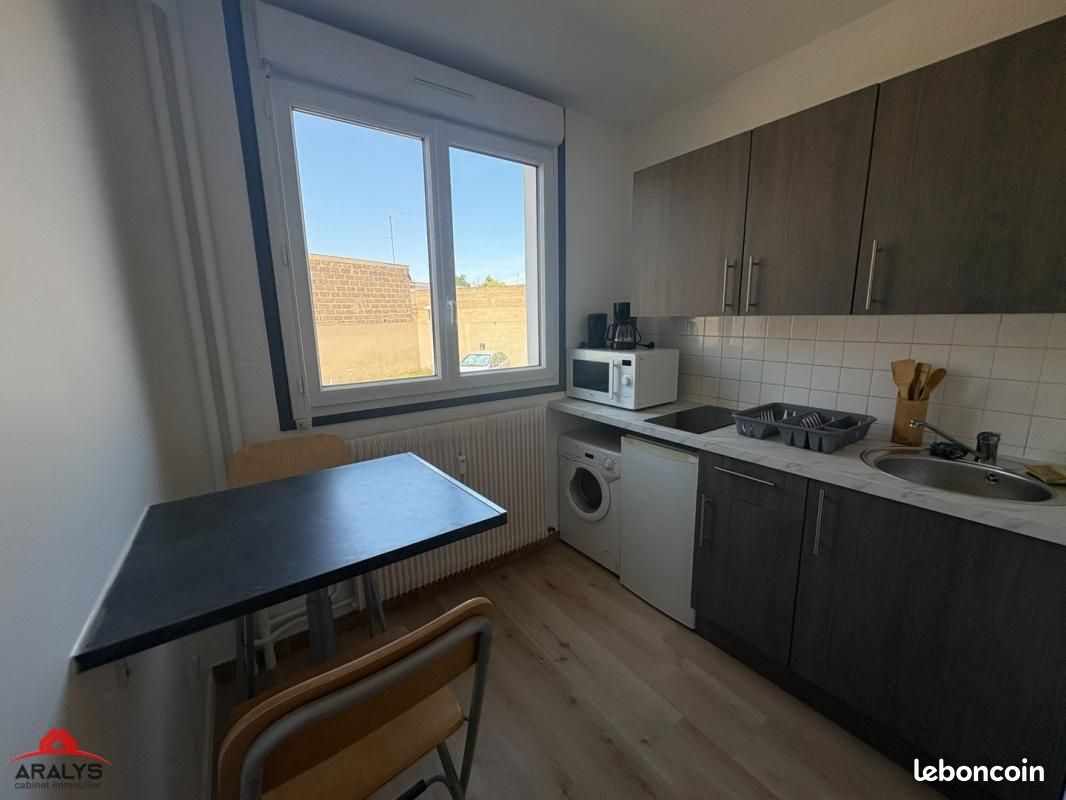 Appartement 1 pièce 28 m² · à Le Coteau · 28 m² · 420 €