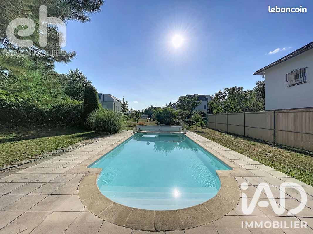 Maison 6 pièces 190 m² · à Lingolsheim · 190 m² · 570 000 €