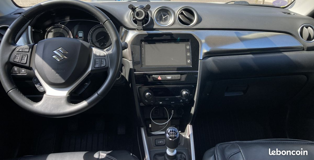 Suzuki Vitara (image 3)