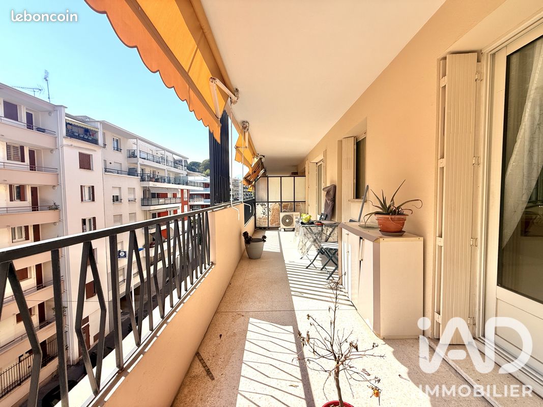Appartement 3 pièces 56 m² · à Cagnes-sur-Mer · 56 m² · 215 000 €