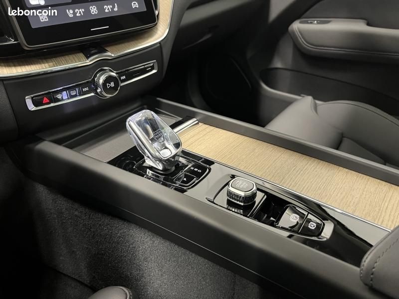 Volvo XC60 T6 Hybride Rechargeable 253 + 145ch Ultra Style Dark Geartronic 8 AWD (image 14)