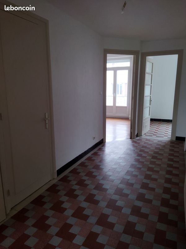 Appartement 3 pièces 67 m² · à Fontaine · 67 m² · 950 €/mois