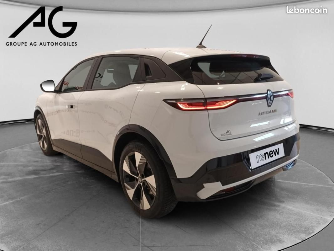 Renault Mégane E-TECH EV40 130ch standard charge Equilibre (image 4)