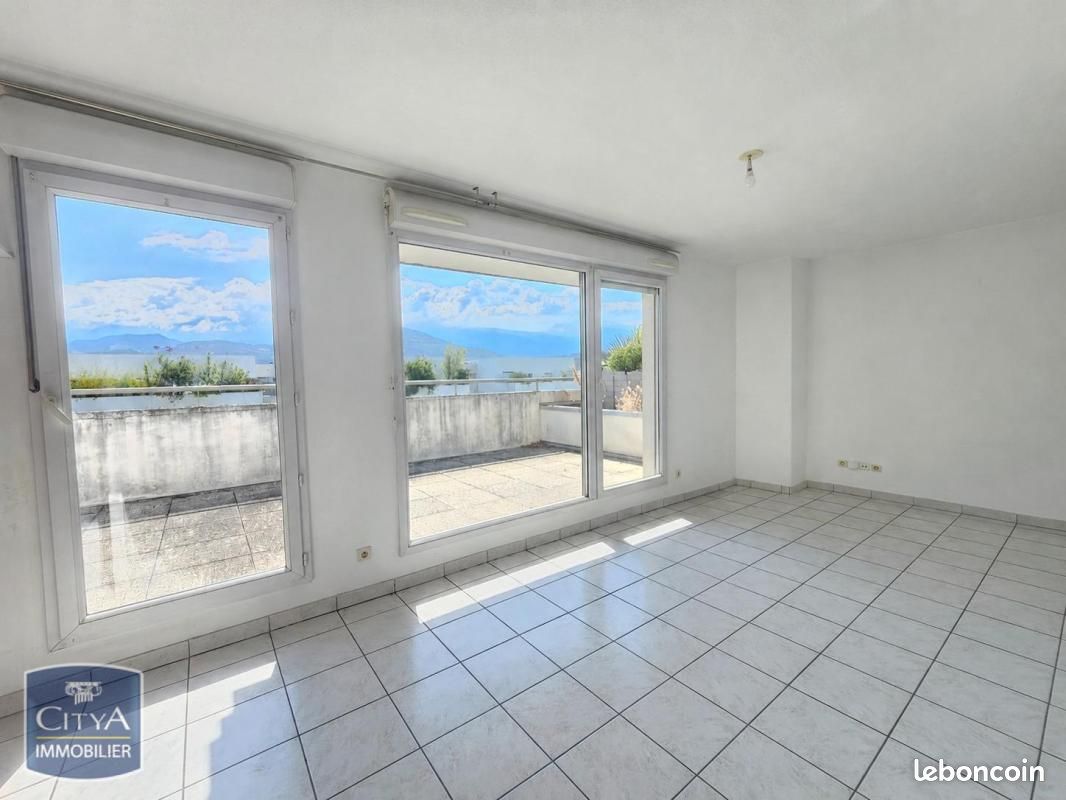Appartement 2 pièces 38 m² · à Grenoble · 38 m² · 79 000 €