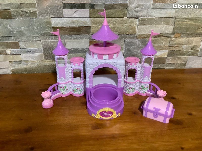 Château de princesse Disney (image 1)