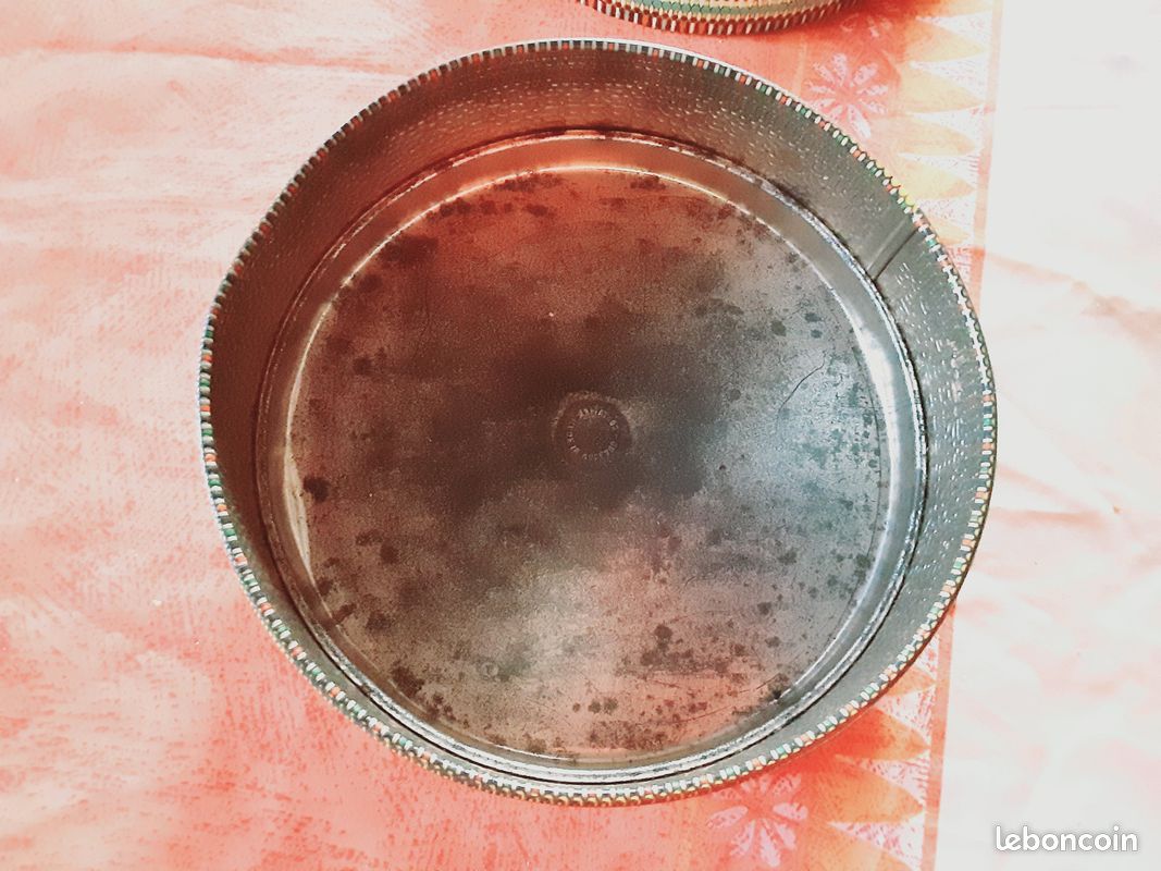 Boîte metal repoussé, perlée,vintage (image 4)