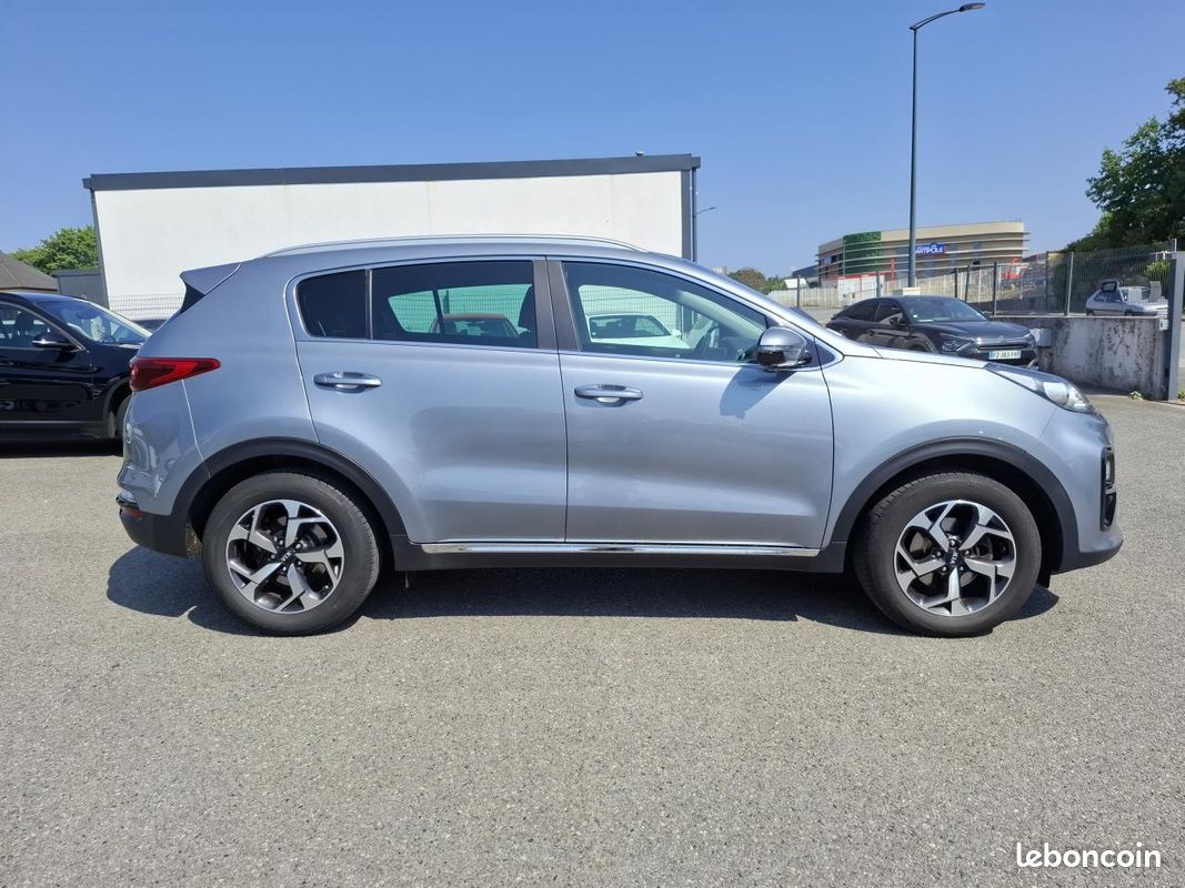 Kia sportage 1.6 crdi 115 active 4x2 isg (image 4)