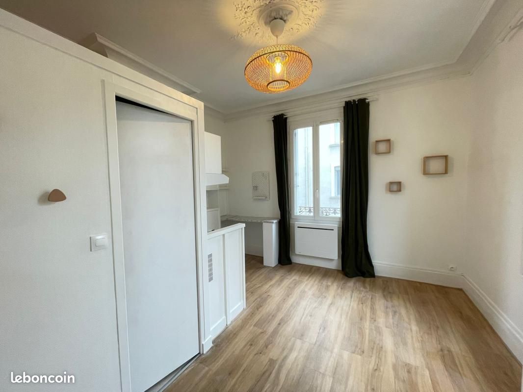 Appartement 1 pièce 14 m² · à Tours · 14 m² · 400 €