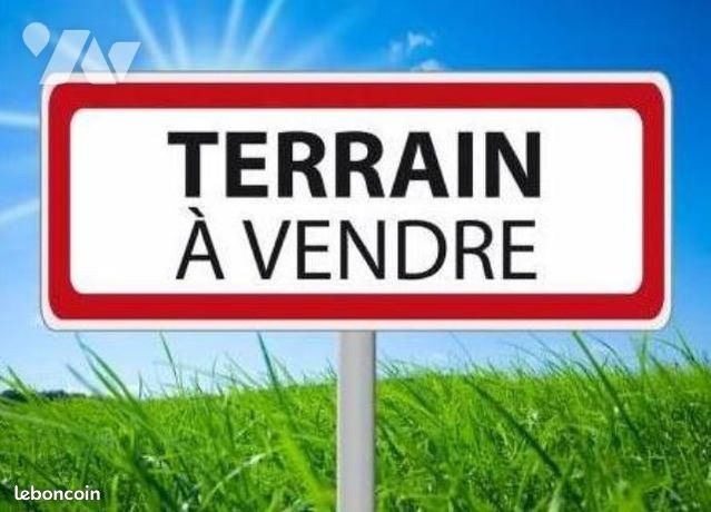Terrain 3298 m² POUILLE LES COTEAUX