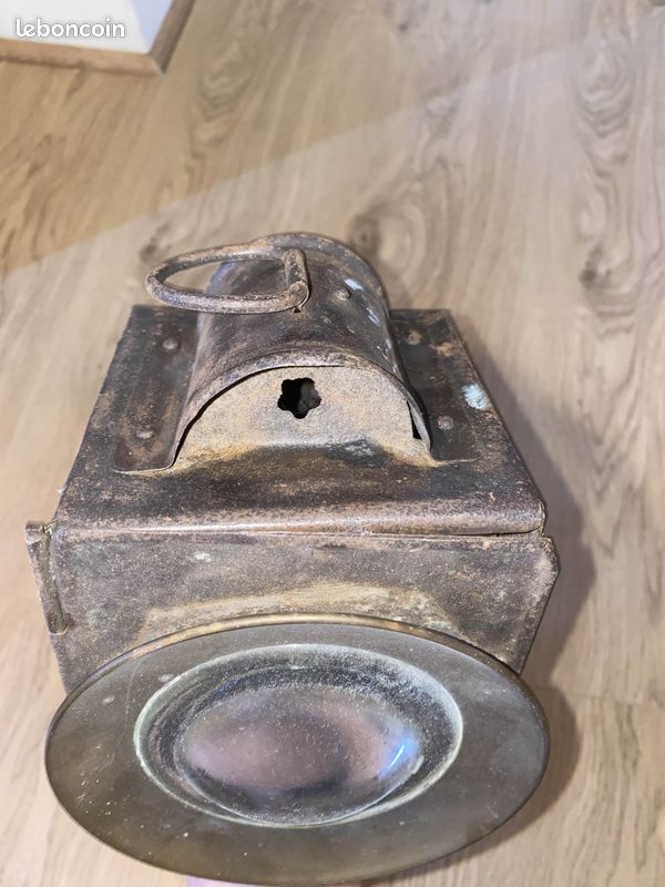 ancienne lampe à bougie pour voiture à chevaux, lanterne pour calèche
