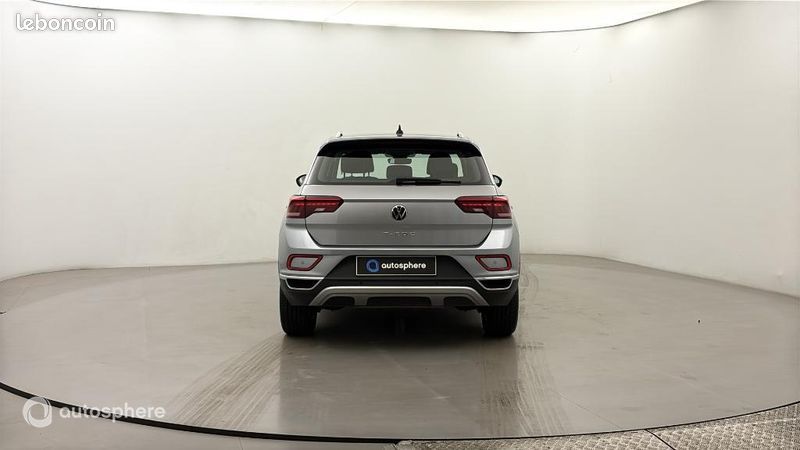 Volkswagen T-Roc 1.5 TSI EVO 150ch Style DSG7 (image 6)