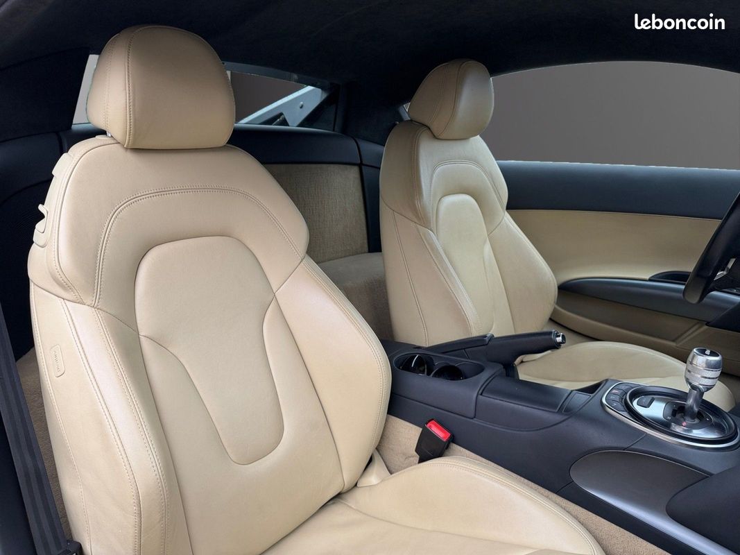 AUDI R8 V8 4.2 FSI QUATTRO 420 R-TRONIC 420Ch - Bang Olufsen - Sièges éléctrique/chauffants - Magnetic Ride - Caméra de Recul - GARANTIE 12 MOIS (image 24)