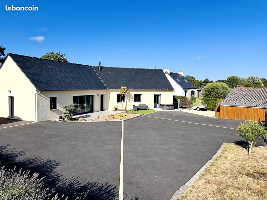 Maison 5 pièces 158 m² · à Miniac-Morvan · 158 m² · 416 000 €
