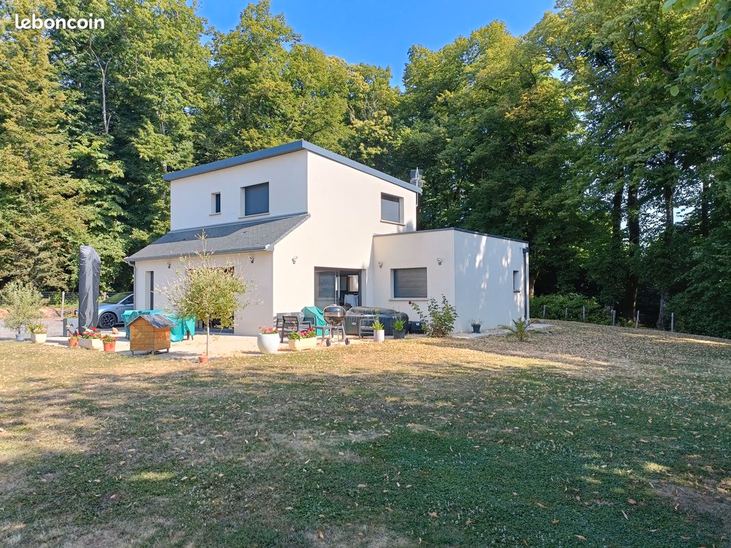Maison 4 pièces 130 m² · à Bécon-les-Granits · 130 m² · 359 000 €