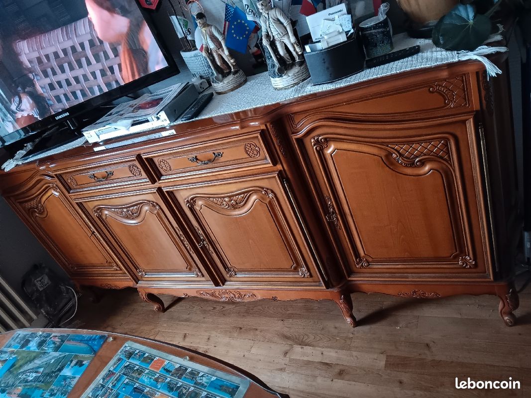 Table Louis 16 (image 1)