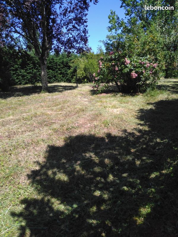 Terrain constructible, 10 mn centre ville de Rabastens · 68 500 €