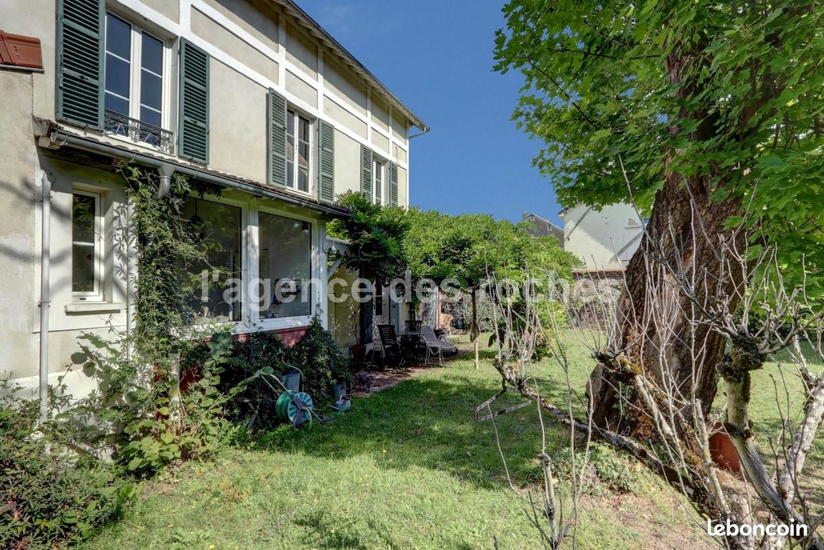 Maison 7 pièces 160 m² · à Éragny-sur-Oise · 160 m² · 378 000 €