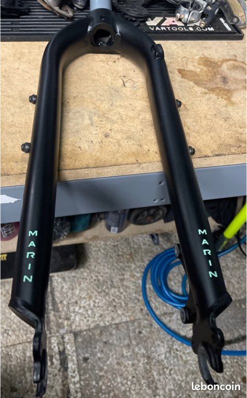 Fourche Rigide Fourche Carbone Gravel Disque Fourche Rigide MARIN