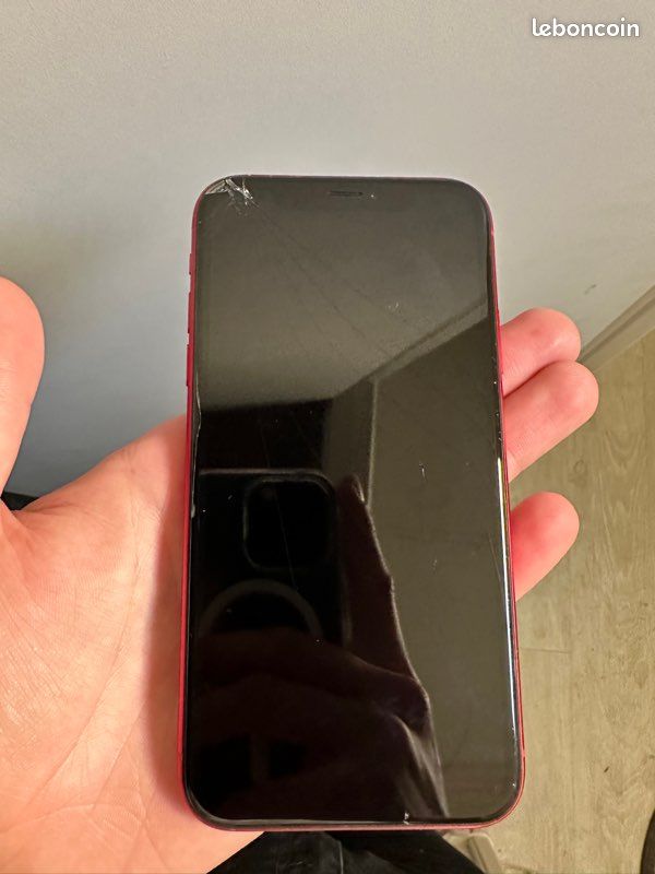 IPhone XR 64gb (image 2)
