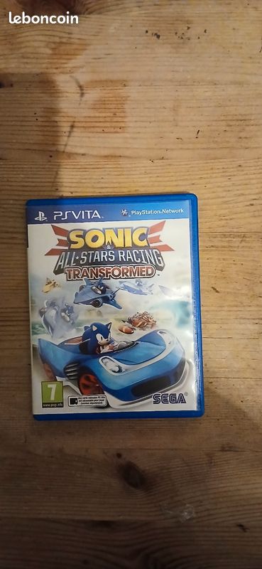 Jeu Sonic & All-Stars Racing Transformed - PS Vita - Bon état - Occasion
