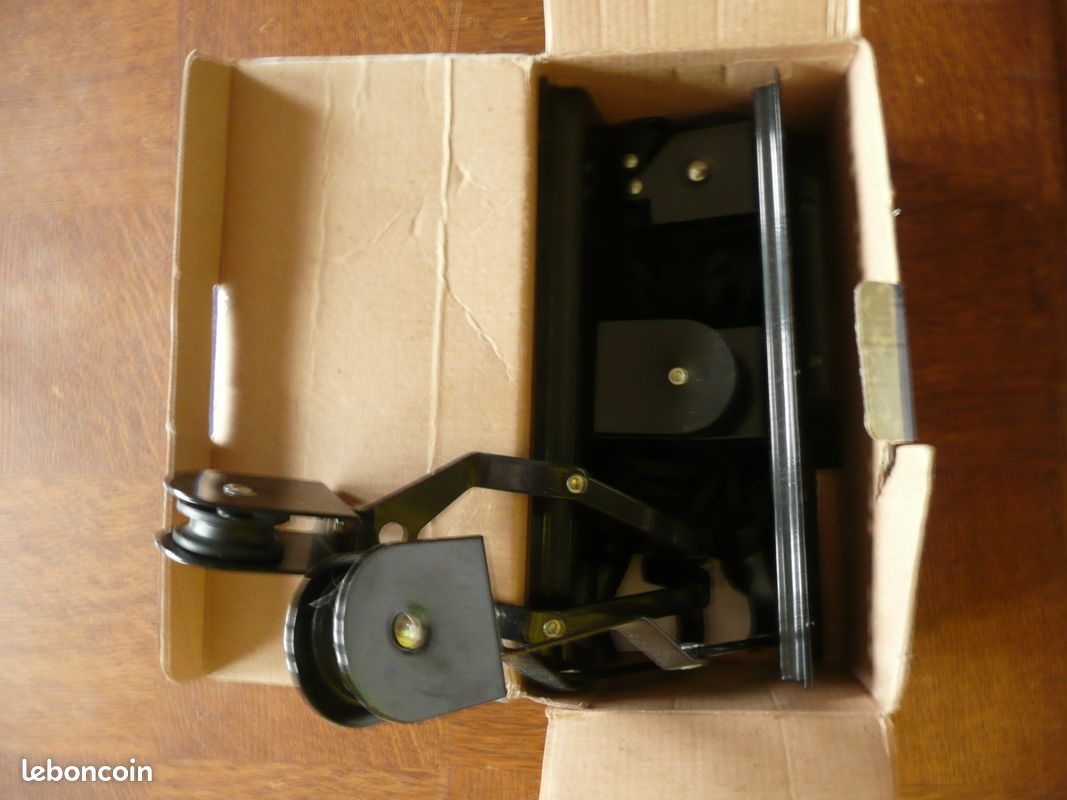 Range-vélo suspendu (image 2)