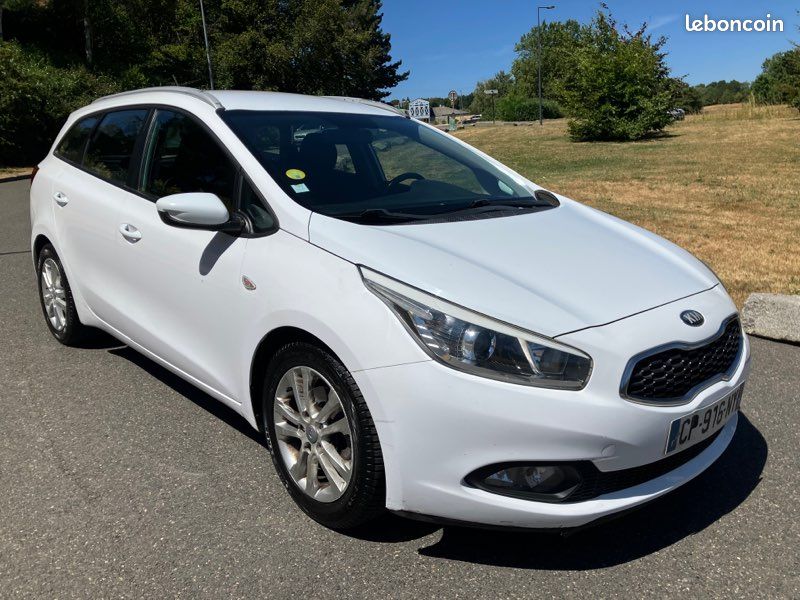 Kia ceed sw 1.6 crdi 110 ch (image 2)