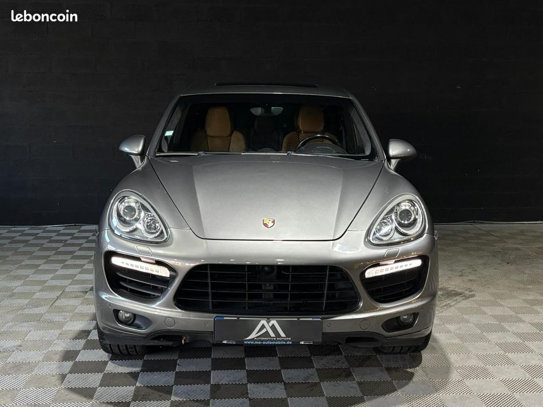 PORSCHE CAYENNE Turbo 4,8i V8 ? 500 ch ? 4 sièges chauffants ? Toit ouvrant (image 2)