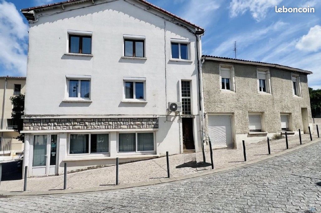 Immeuble 11 pièces 253 m² · à Saint-Juéry · 253 m² · 305 000 €