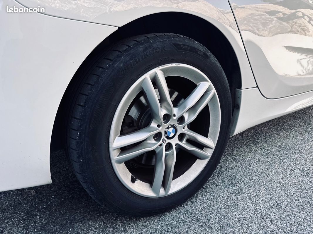 BMW SERIE 2 Active Tourer 1.5L 220CH 225 xe M Sport + SIEGES CHAUFFANTS + AFFICHAGE TETE HAUTE + HARMAN KARDON + CAMERA DE RECUL + GARANTIE 12 MOIS (image 21)