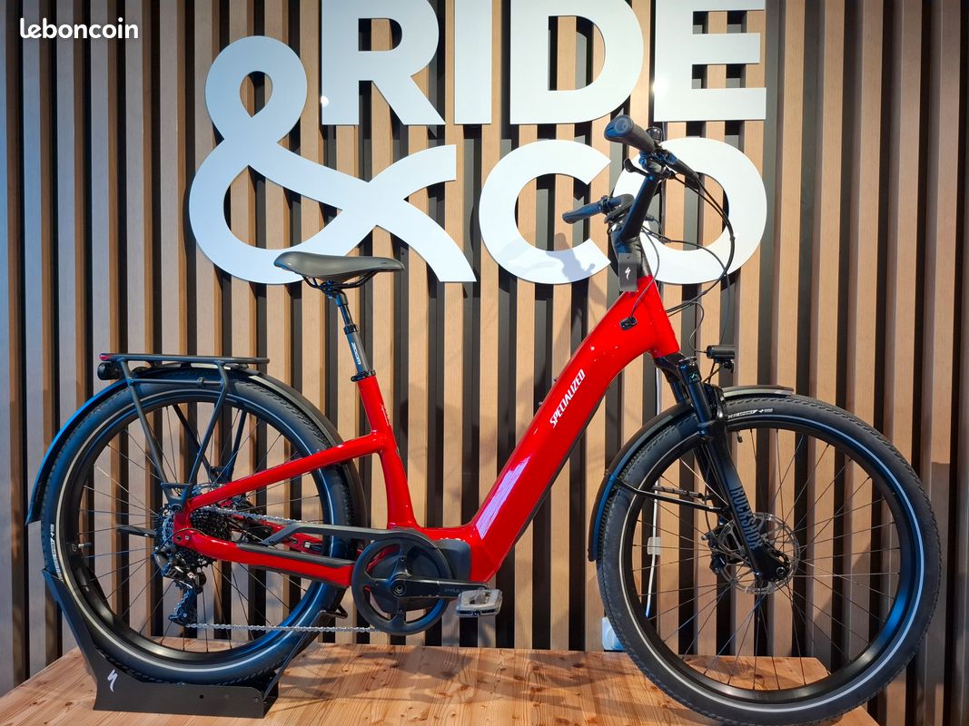 Vélo électrique Specialized COMO 5.0 taille M (image 1)
