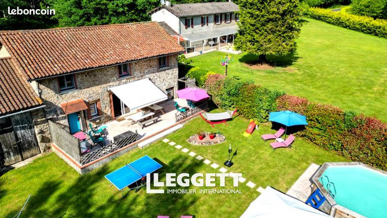 Maison 9 pièces 305 m²