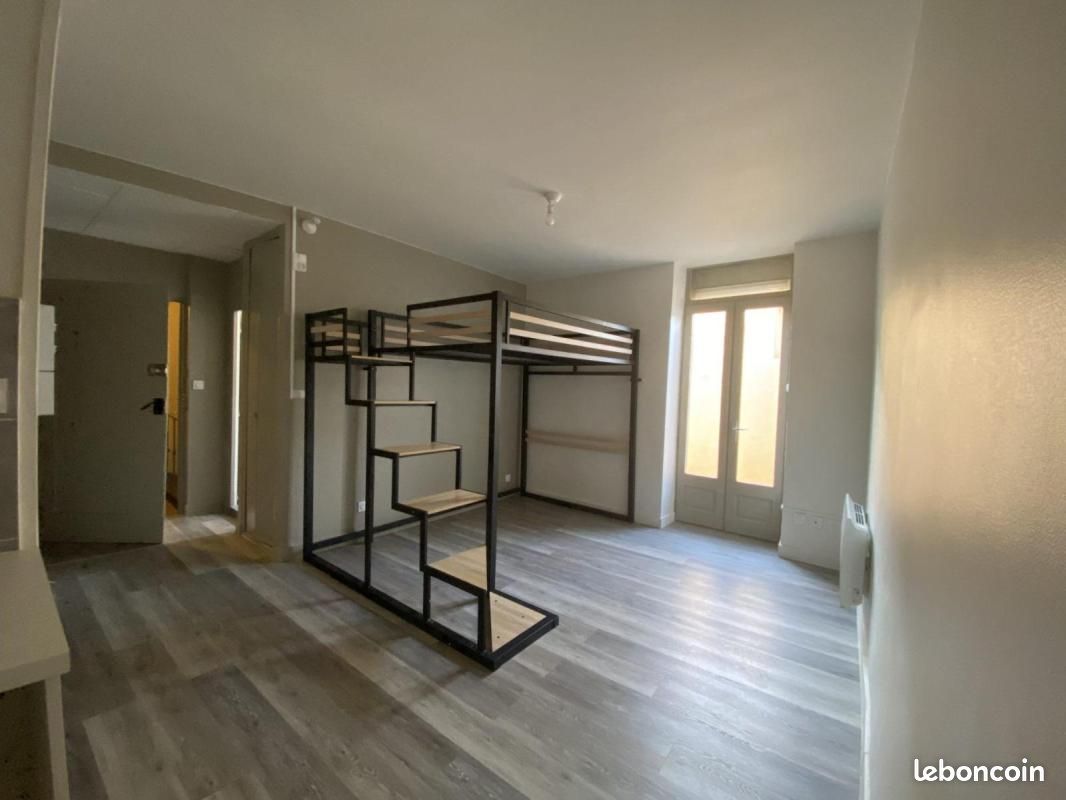 Appartement 1 pièce 25 m² · à Bourg-lès-Valence · 25 m² · 410 €/mois