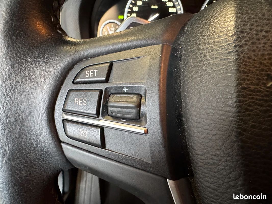 BMW X4 F26 xDrive30d 258ch xLine A (image 12)