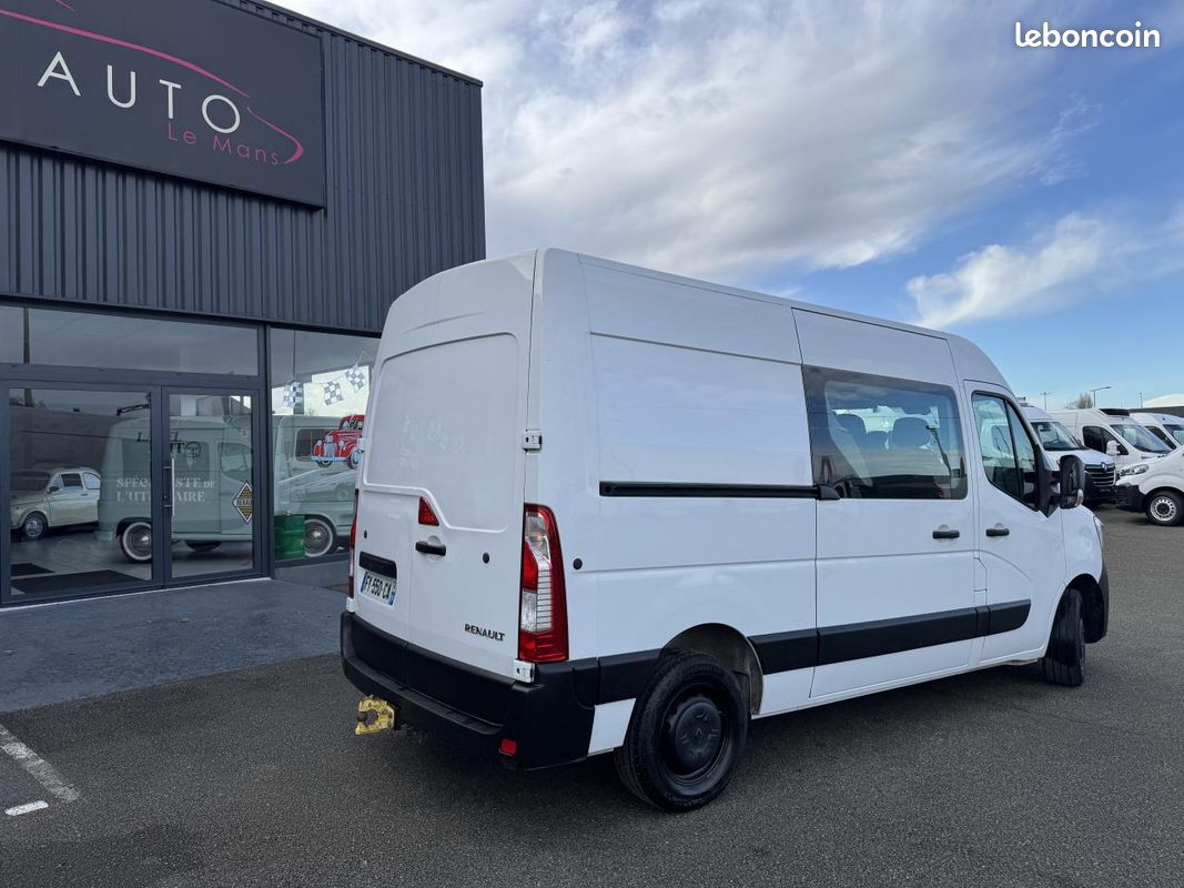 Renault master 3t3 l2h2 2.3 dci 135ch confort cabine approfondie 7 places (image 6)