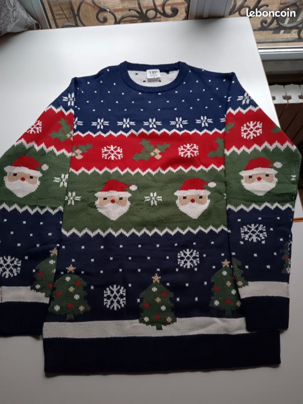 Pull père Noël M Vêtements