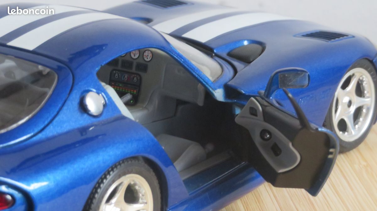 VOITURE VIPER GTS Coupe Dodge Bburago 1/18 1:18 EUR 9,99 - FR