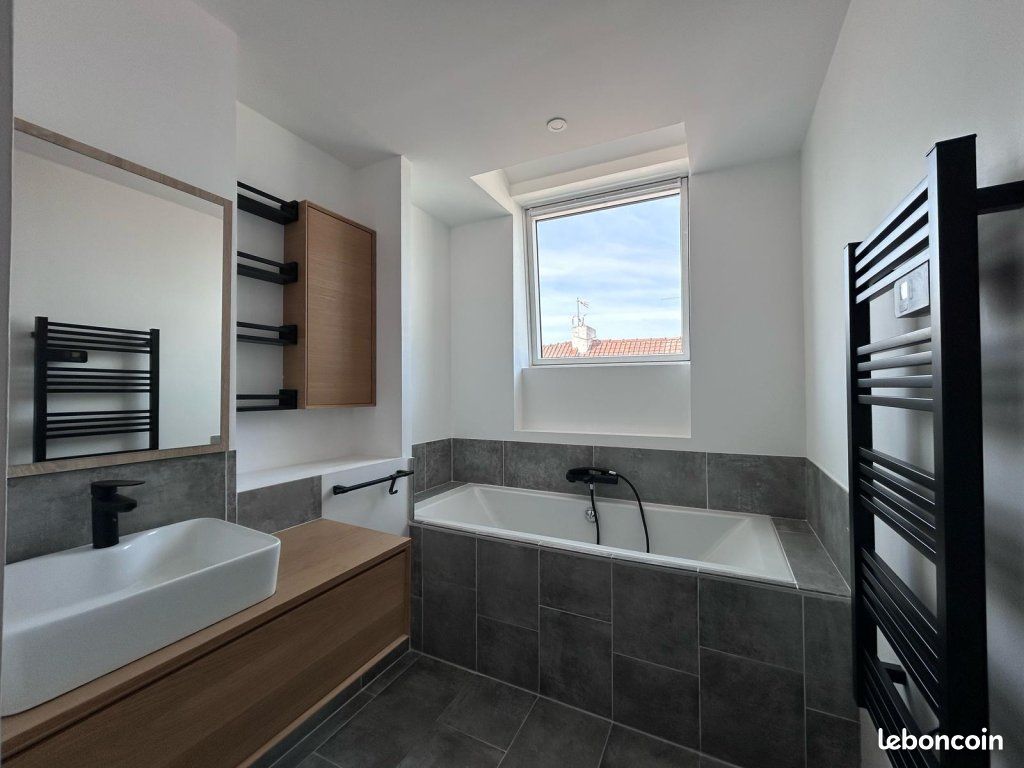 Maison a louer tourcoing - 5 pièce(s) - 201 m2 - Surfyn