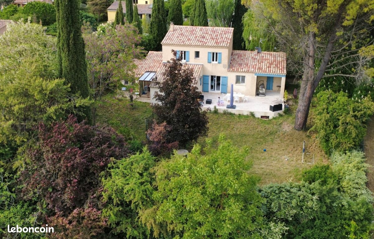 Maison 4 pièces 131 m² · à Malaucène · 131 m² · 399 000 €