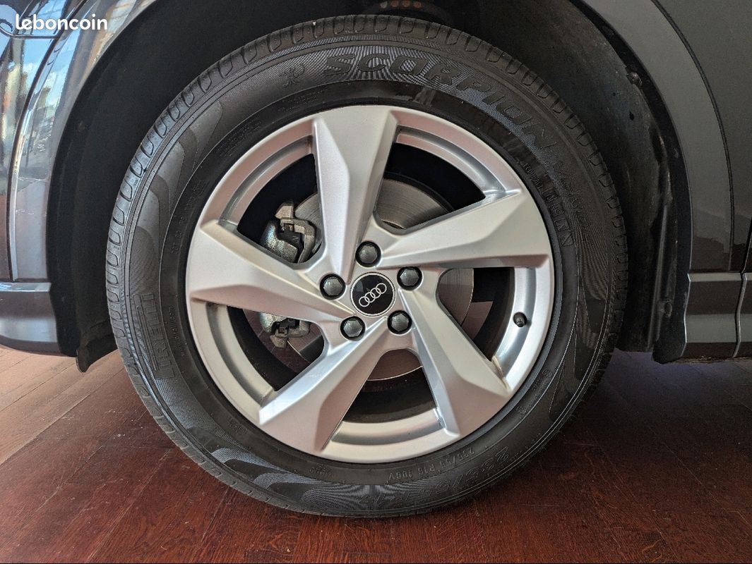 Audi Q3 35 TFSI 150CH MILD HYBRID DESIGN LUXE S TRONIC 7 (image 20)